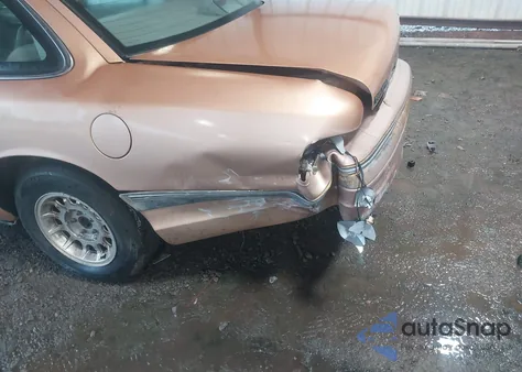 1994 Ford Crown Victoria from USA, damaged, VIN 2FALP73W2RX165912